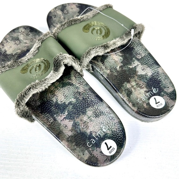 Johnny Was Calmé Space Camo Faux Fur Cozy Slides 7 - Picture 1 of 5